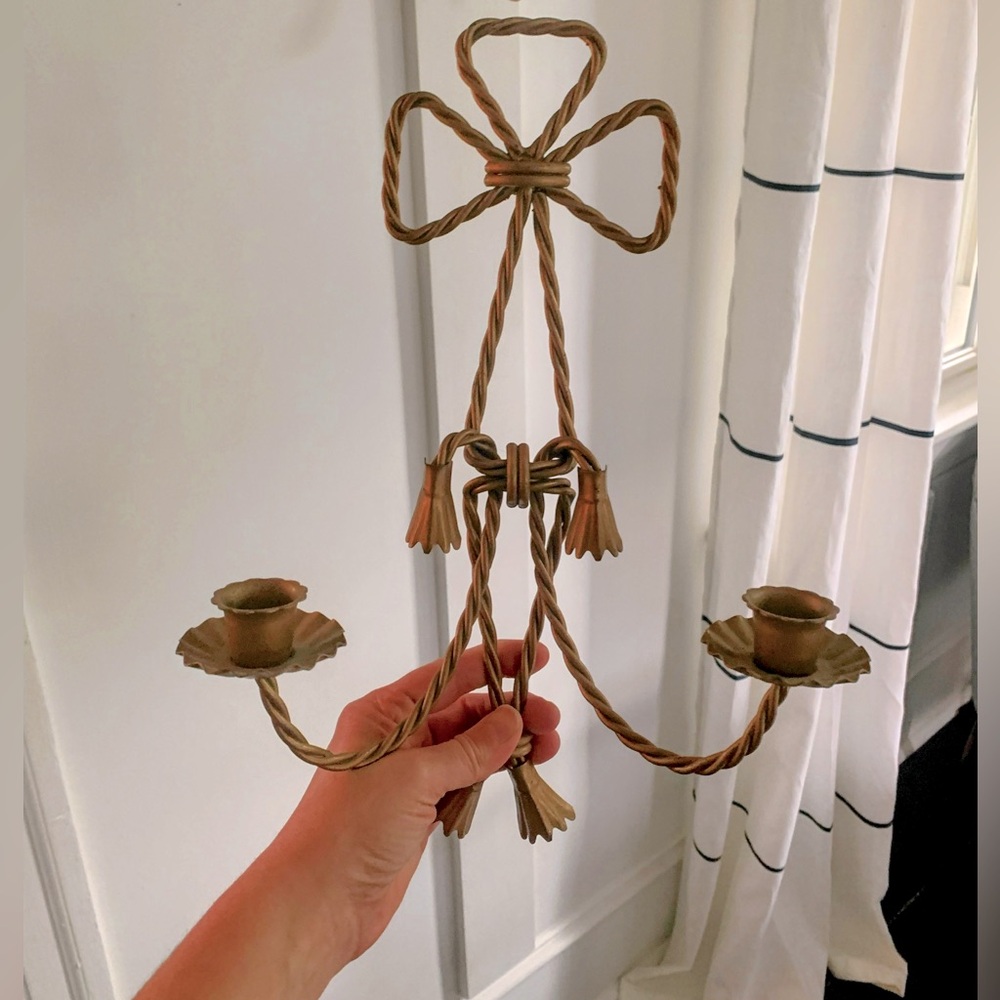 Vintage Gold Toned Metal Bow Detailing Double Candle Wall Sconce